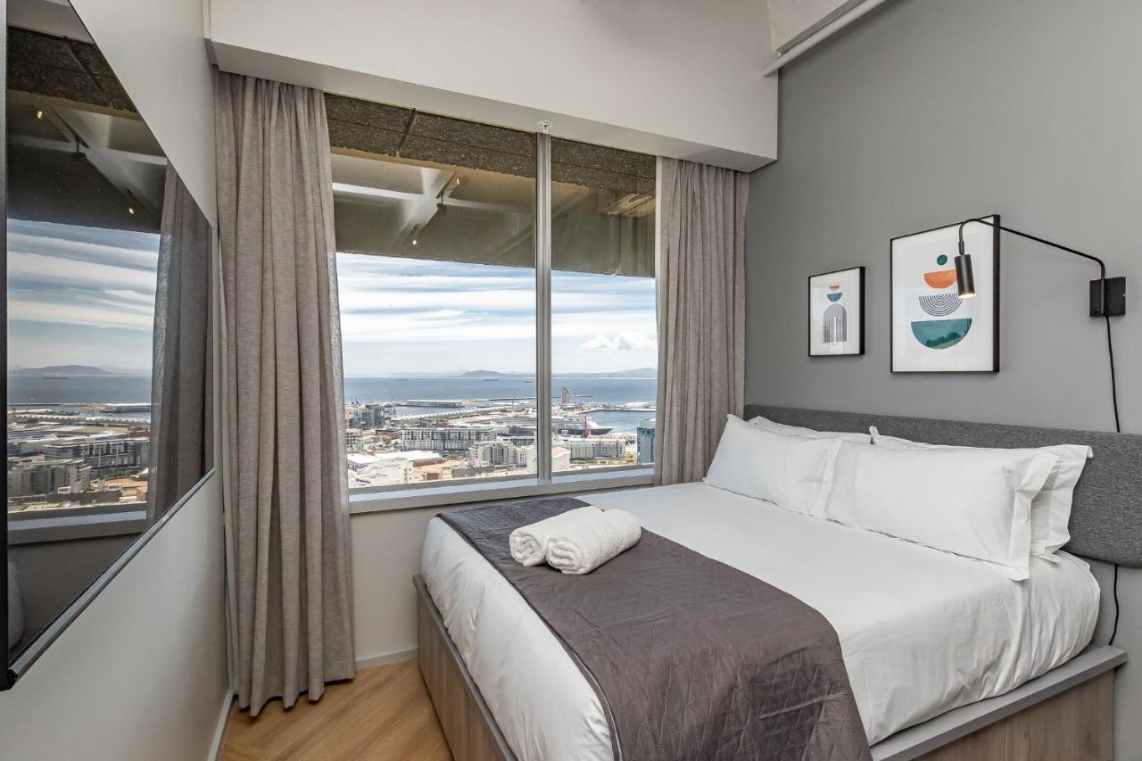 Studio Deluxe Apartments At One Thibault With Spectacular Views ケープタウン エクステリア 写真