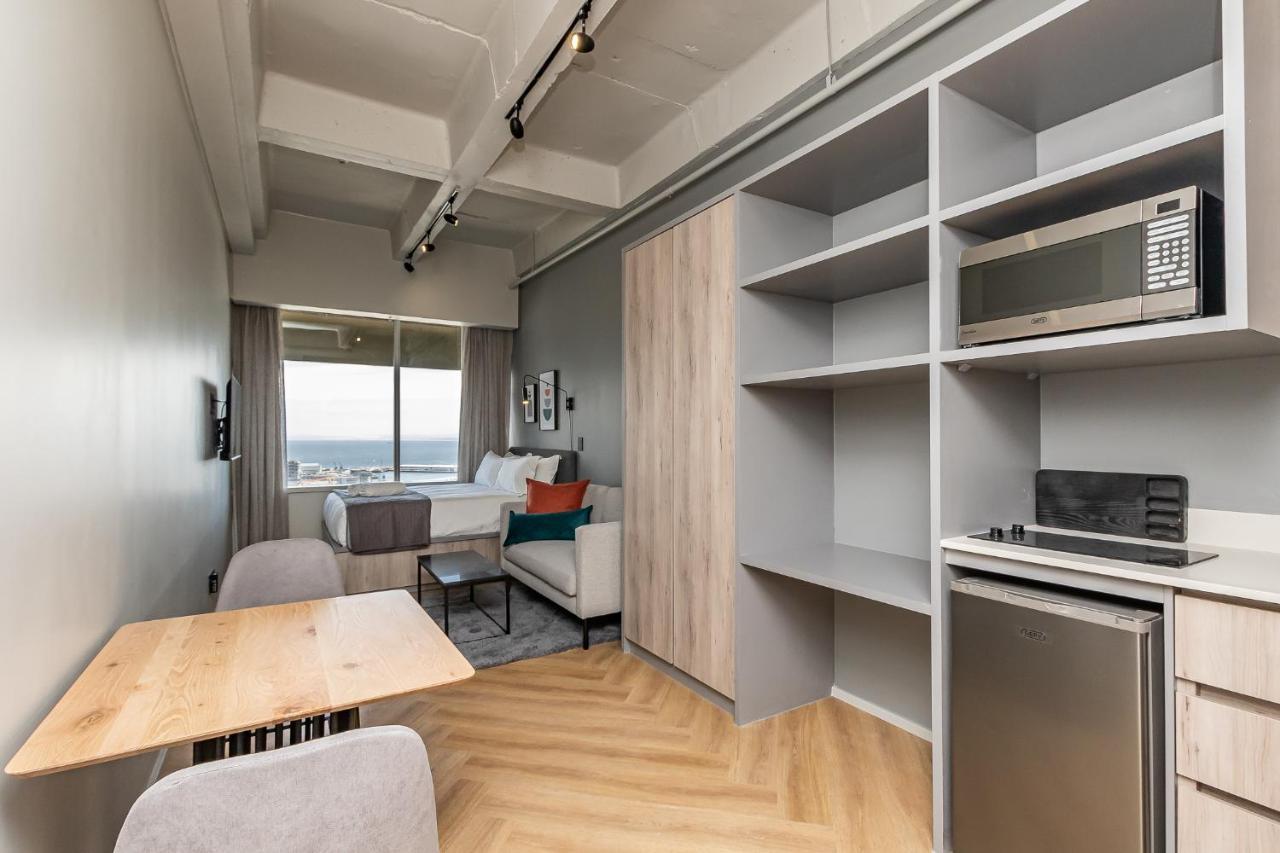Studio Deluxe Apartments At One Thibault With Spectacular Views ケープタウン エクステリア 写真